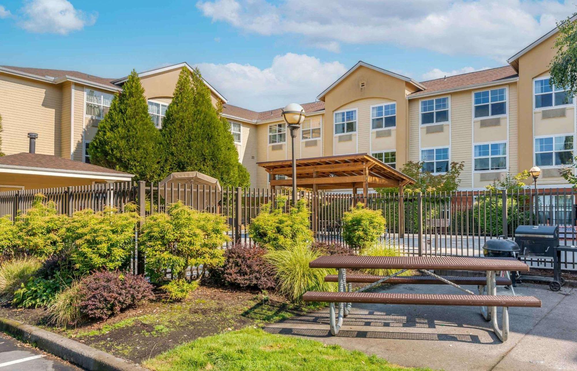 Extended Stay America Suites - Portland - Гіллсборо Екстер'єр фото
